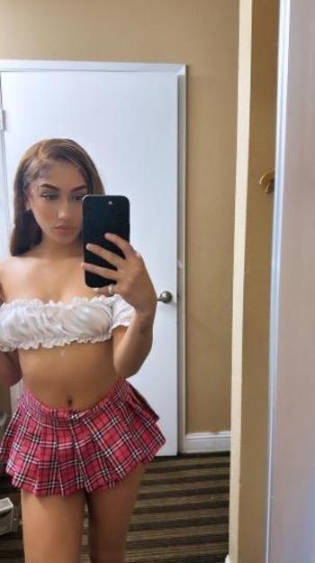 Mariah , 24  female escort, Monterey