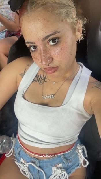 505-755-8604, 22  female escort, Monterey