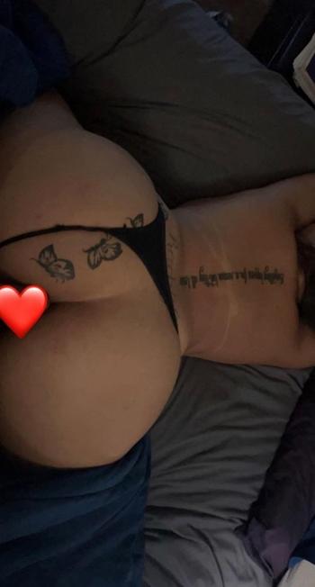 Kiki, 23  female escort, Monterey