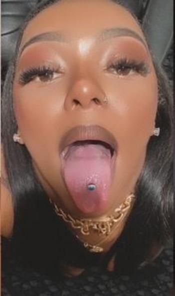 Diamond , 27  female escort, Monterey