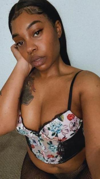 2092602528, female escort, Monterey